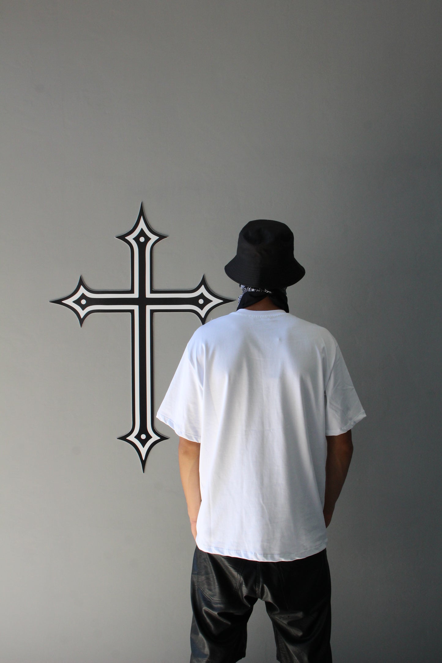 TRUST IN THE LORD - WHITE TEE