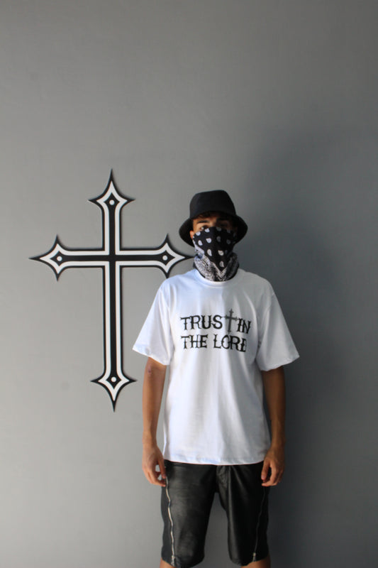 TRUST IN THE LORD - WHITE TEE