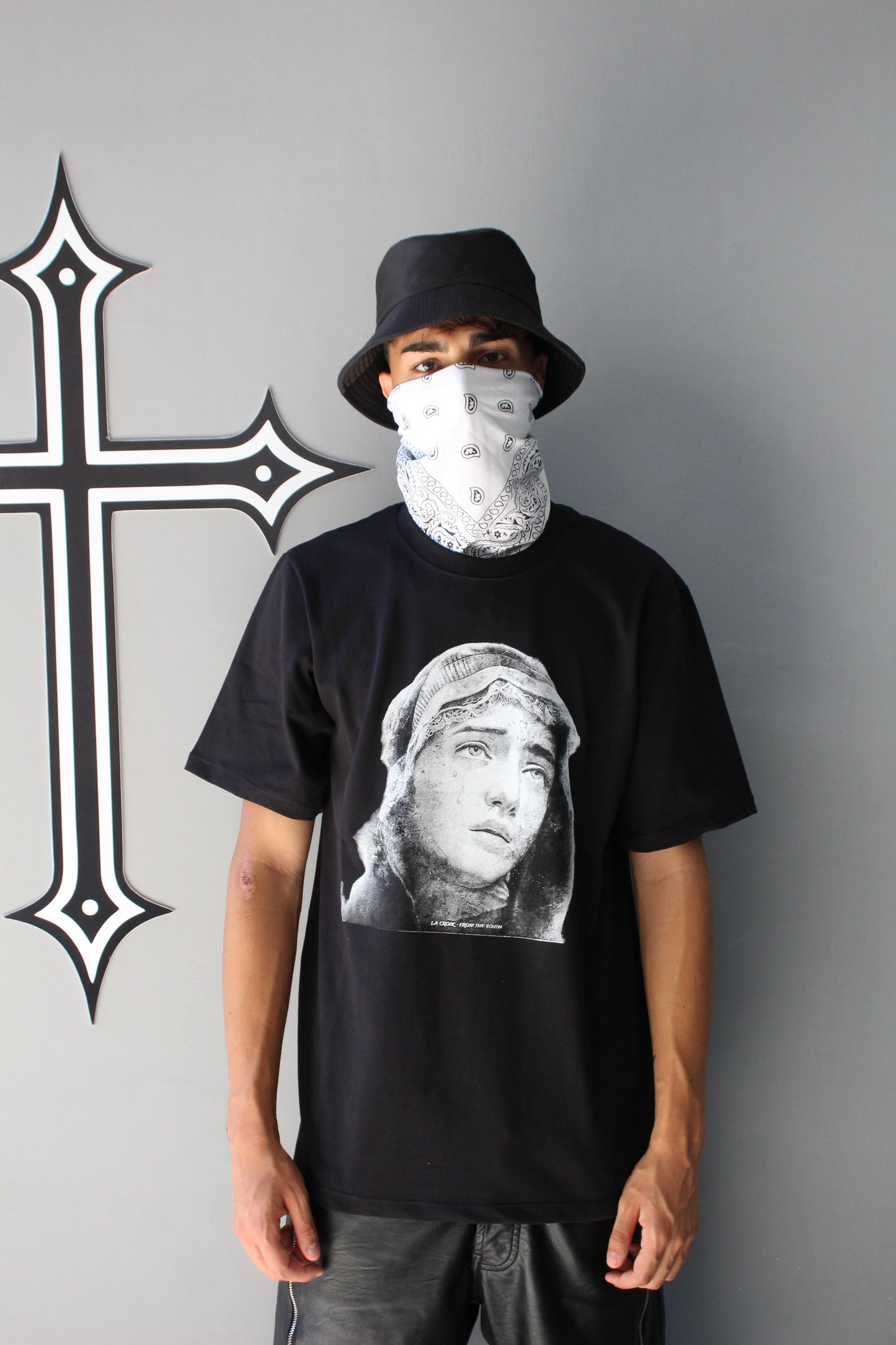 VIRGIN MARY - BLACK TEE