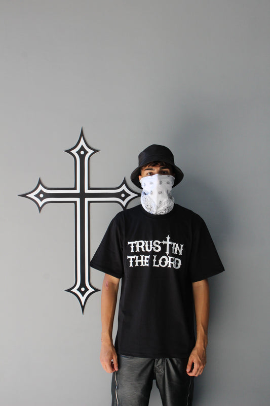 TRUST IN THE LORD - BLACK TEE